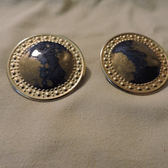 Post Back Metal Earrings .. Painted - Picture 11 of 11